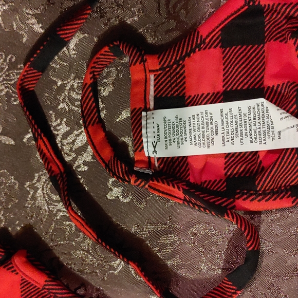 Family 4 pack cloth masks -New - Picture 3 of 5